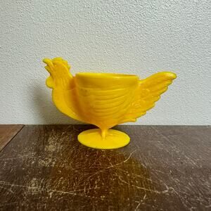 Vintage Plastic Yellow‎ Chicken Egg Cup